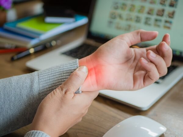 Nguyên nhân và cách khắc phục hội chứng ống cổ tay