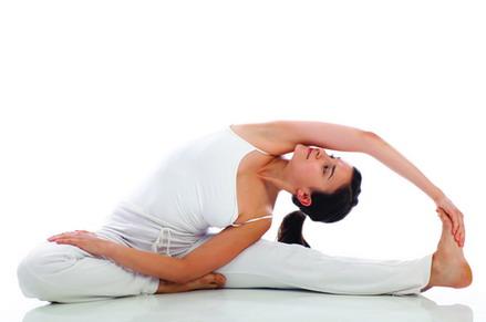 Lý do bạn nên tập yoga ngoài trời