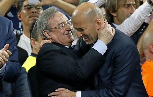 Perez, Zidane, ghế nóng, Ronaldo, Real Madrid, Champions League, Atletico