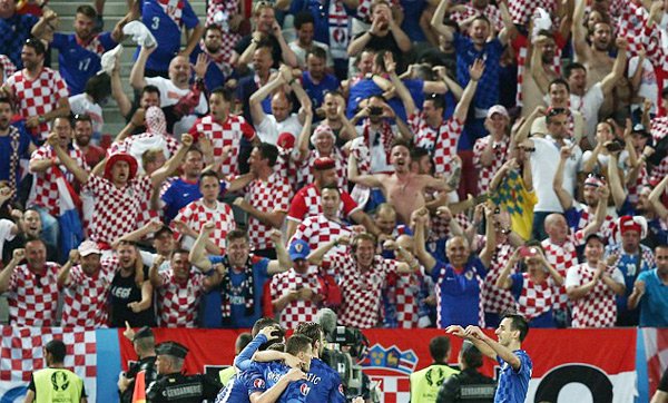 Croatia, Ivan Perisic, Luka Modric, Bồ Đào Nha, Tây Ban Nha, Euro 2016