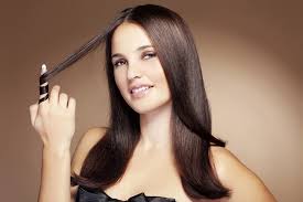 Massage da đầu giúp mái tóc khỏe đẹp