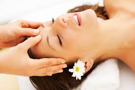 Massage da đầu mang lại sức sống cho cơ thể